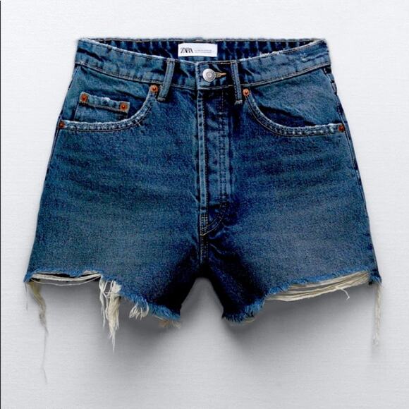 Zara Distressed High Waisted Dark Wash raw hem Denim Shorts Size 6 - Picture 2 of 6
